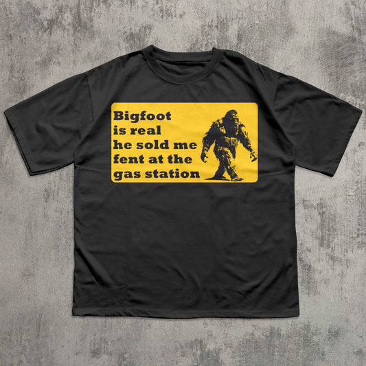 Funny BigFoot meme t-shirt