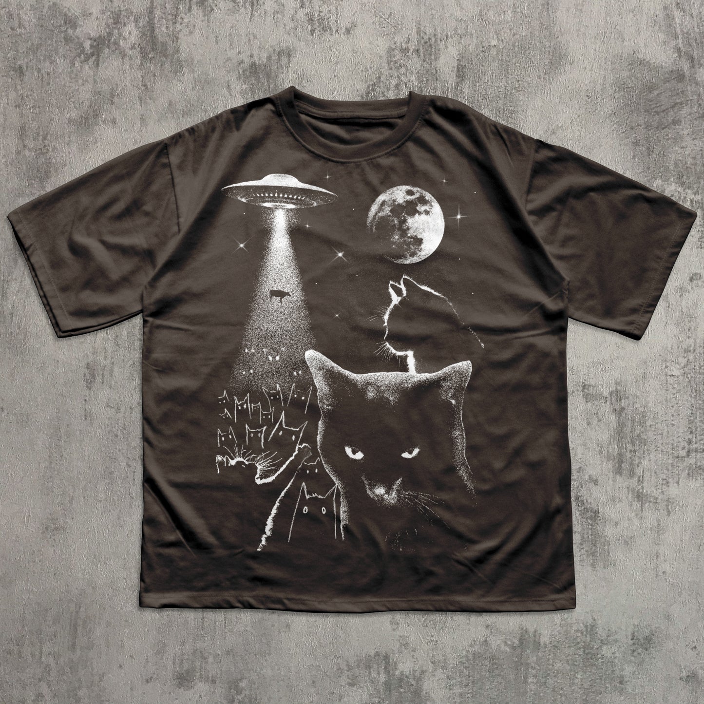 graphic alien cat T-shirt