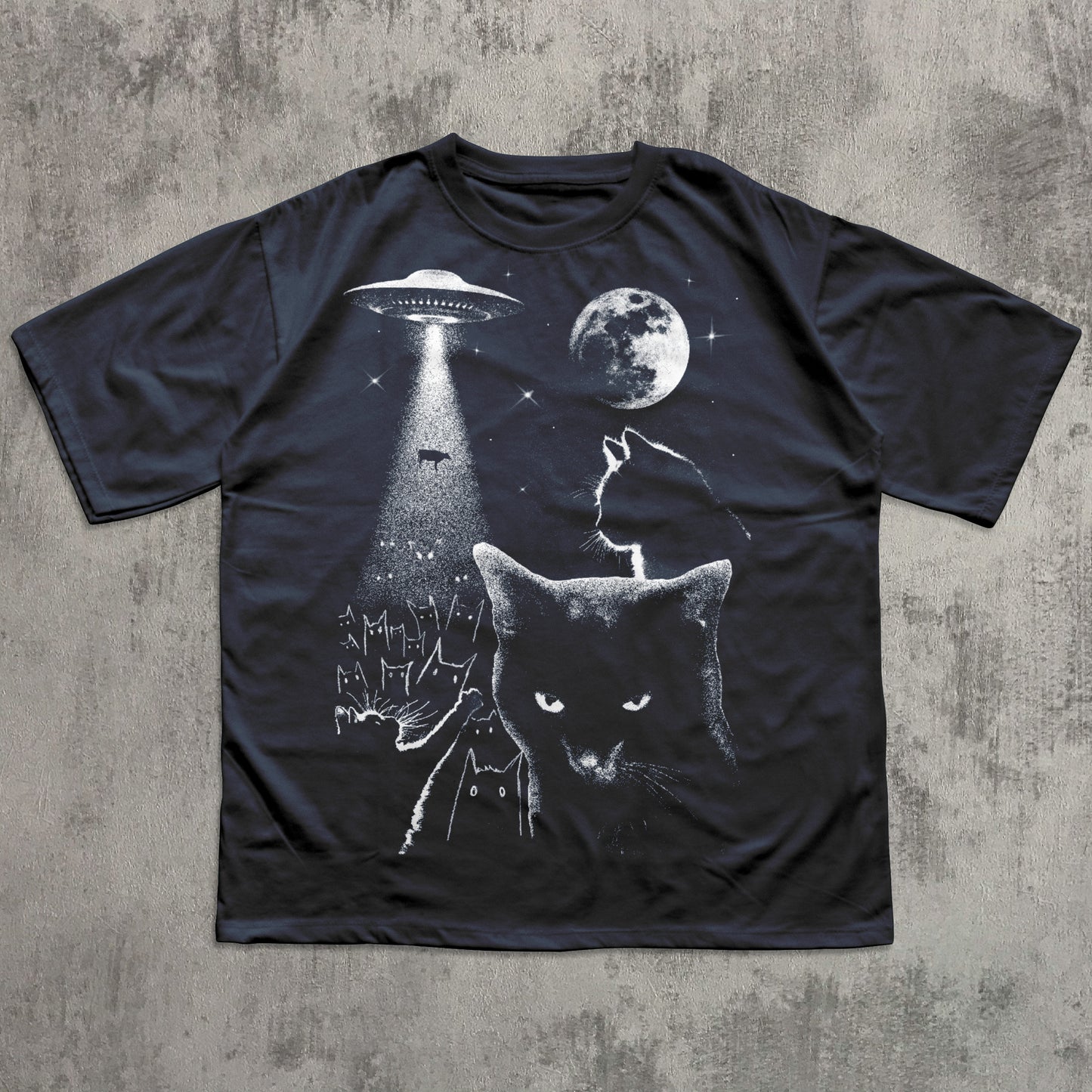 graphic alien cat T-shirt