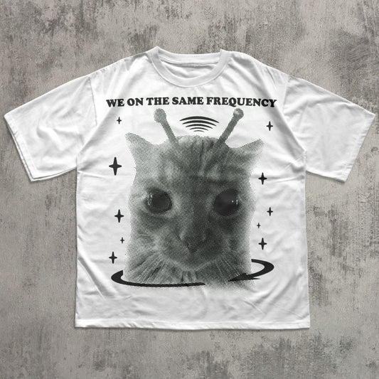 Y2k Retro Alien Cat T-shirt, Vintage Graphic Tee, Silly Cats Shirt, Aesthetic Summer Shirts